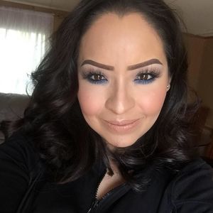 Meet your Posher, Ananda